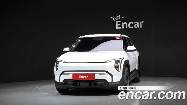 Kia EV3 Long Range 2WD AIr 2025 — фото 3