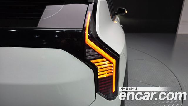 Kia EV3 Long Range 2WD AIr 2025 — фото 29