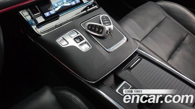 Hyundai Grandeur (IG) 3.0 LPi Rent Car Premium 2020 — фото 9