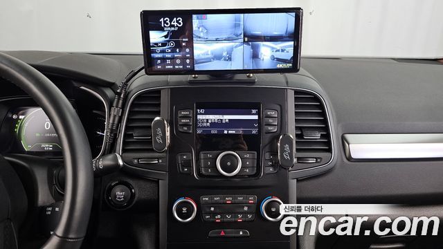 Renault Korea QM6 Quest 2.0 LPe LE 2WD 2024 — фото 17