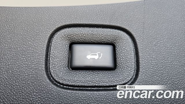 Renault Korea QM6 Quest 2.0 LPe LE 2WD 2024 — фото 28