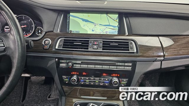 BMW 7 Series (F01) 730Ld 2014 — фото 18