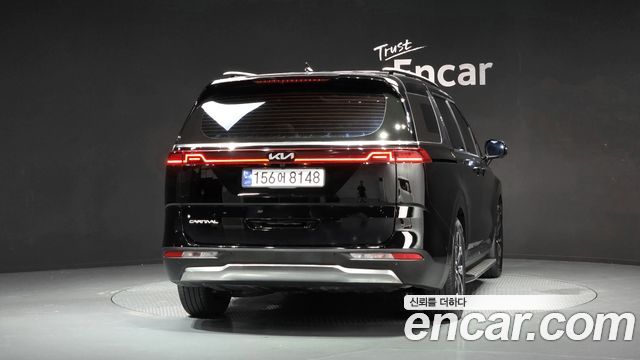 Kia Carnival (IV) Gasoline 9-Seater Signature 2023 — фото 4