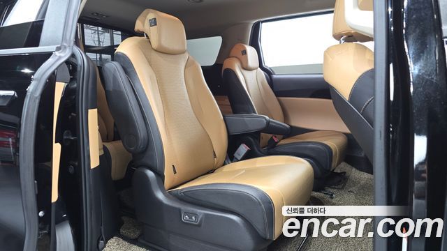 Kia Carnival (IV) Diesel 9-Seater Prestige 2023 — фото 12