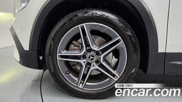 Mercedes-Benz GLB-Class (X247) GLB250 4MATIC 2023 — фото 5