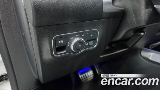 Mercedes-Benz GLB-Class (X247) GLB250 4MATIC 2023 — фото 23