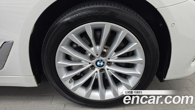BMW 5 Series (G30) 530i xDrive Luxury Plus 2018 — фото 21