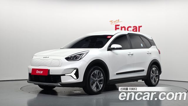 Kia Niro Plus Earth 2023 — фото 1