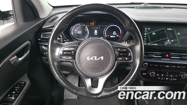 Kia Niro Plus Earth 2023 — фото 13