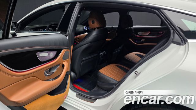 Mercedes-Benz AMG GT 4Door 43 4MATIC+ 2021 — фото 26