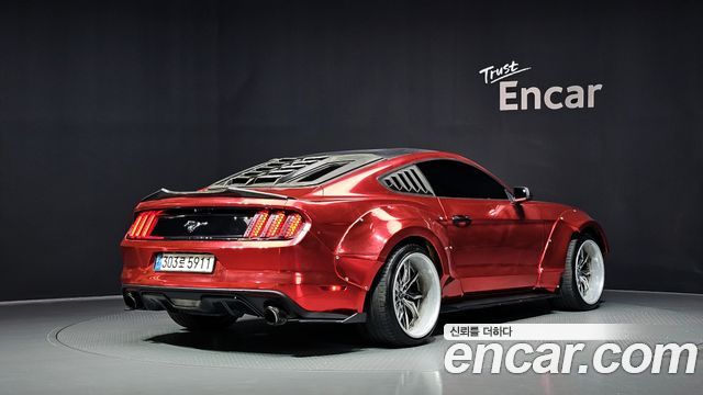 Ford Mustang Coupe 2016 — фото 2