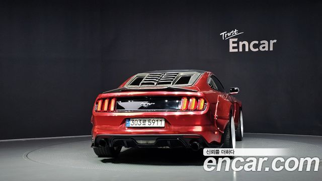 Ford Mustang Coupe 2016 — фото 4
