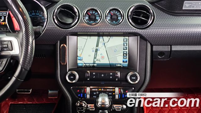 Ford Mustang Coupe 2016 — фото 18