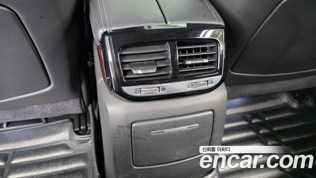 Genesis EQ900 3.8 GDI AWD Luxury 2016 — фото 18