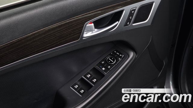 Genesis G80 2.2D Luxury 2020 — фото 16