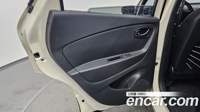 Renault Korea QM3 RE 2015 — фото 25