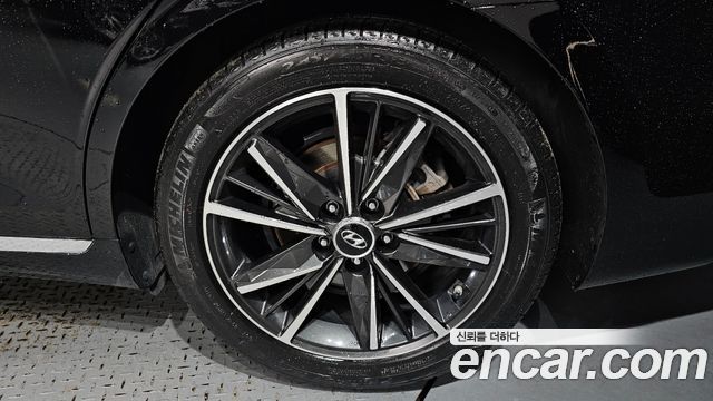 Hyundai Grandeur (IG) 2.5 Premium Choice 2020 — фото 5