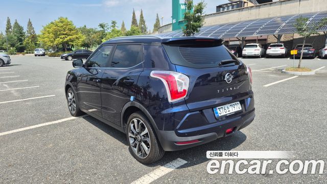 KG Mobility (SsangYong) Tivoli LX 2WD DLX 2016 — фото 6