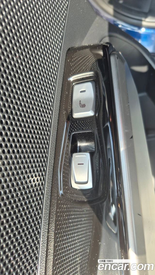 KG Mobility (SsangYong) Tivoli LX 2WD DLX 2016 — фото 20