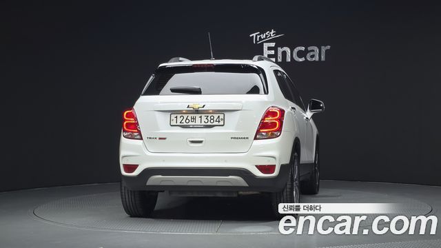Chevrolet Trax 1.4 Premier 2019 — фото 4