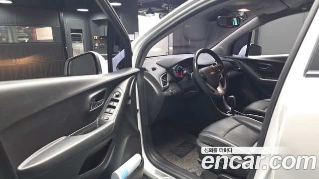 Chevrolet Trax 1.4 Premier 2019 — фото 10