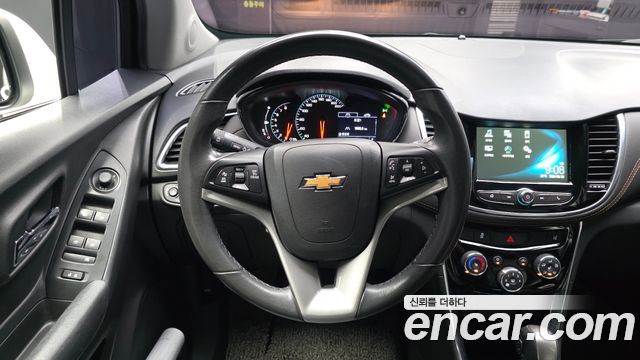 Chevrolet Trax 1.4 Premier 2019 — фото 13