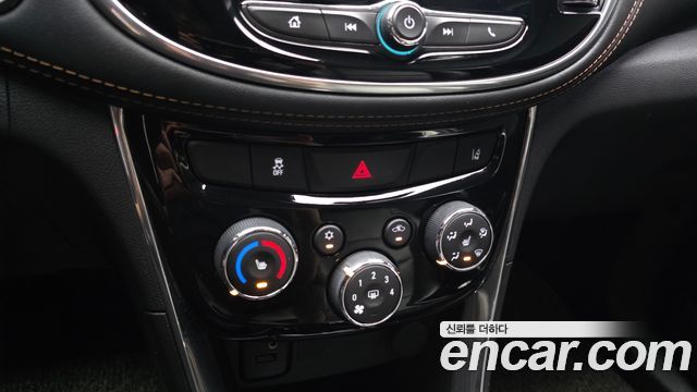 Chevrolet Trax 1.4 Premier 2019 — фото 18
