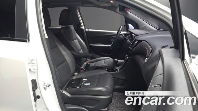 Chevrolet Trax 1.4 Premier 2019 — фото 26