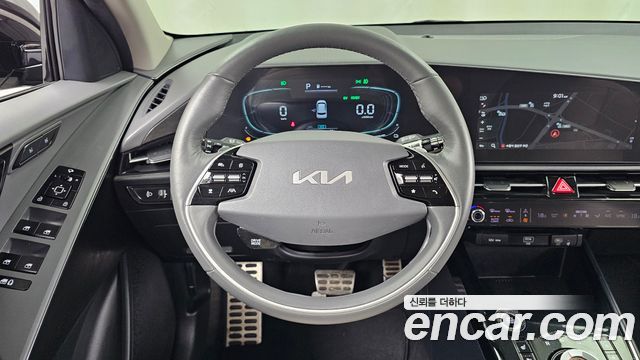 Kia Niro Signature 2022 — фото 17