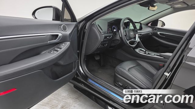 Hyundai Sonata (DN8) 2.0 Premium Plus 2022 — фото 10