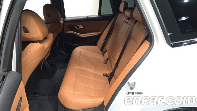 BMW 3 Series (G20) 320i Touring M Sports 2024 — фото 15