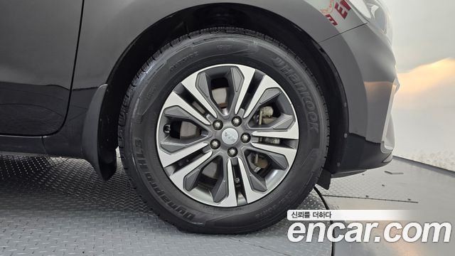Kia Carnival 9-Seater Luxury 2020 — фото 21