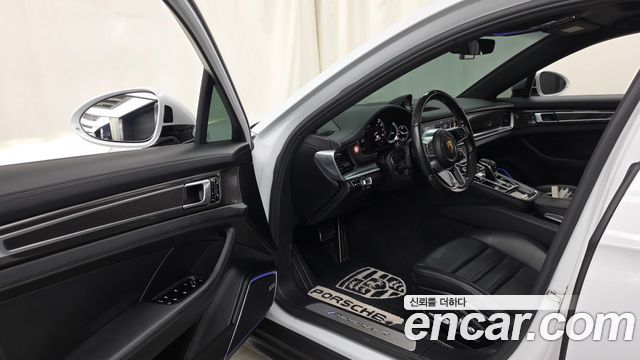 Porsche Panamera (971) 2.9 AWD E-Hybrid 2018 — фото 10