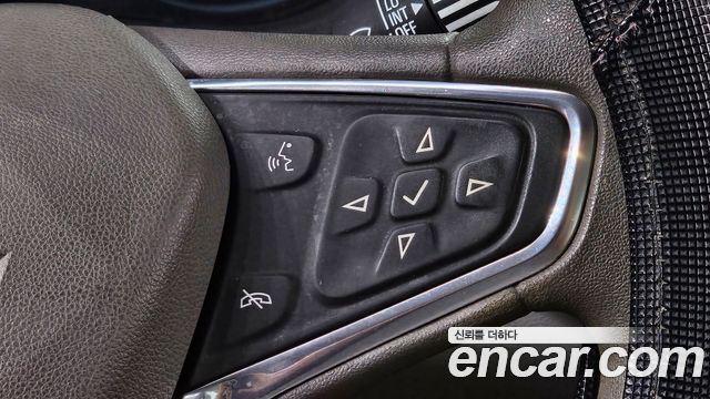 Chevrolet Malibu 1.5 Turbo LS Deluxe 2017 — фото 16