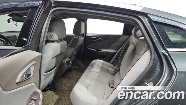Chevrolet Malibu 1.5 Turbo LS Deluxe 2017 — фото 17