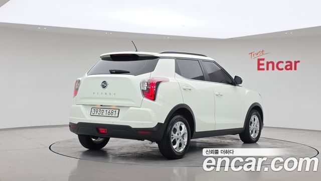 KG Mobility (SsangYong) Very New Tivoli Gasoline 1.5 2WD V3 2022 — фото 2