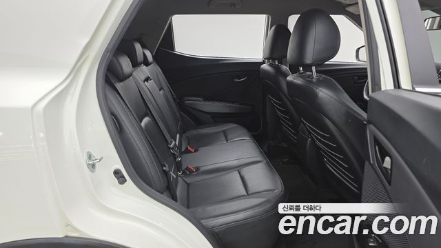 KG Mobility (SsangYong) Very New Tivoli Gasoline 1.5 2WD V3 2022 — фото 12