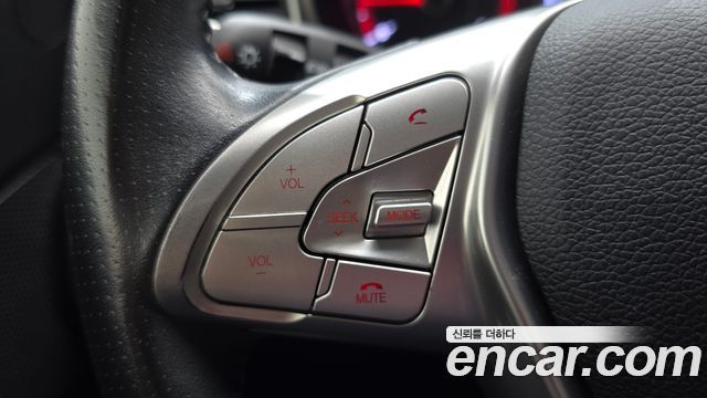 KG Mobility (SsangYong) Tivoli Diesel VX 2WD 2016 — фото 17