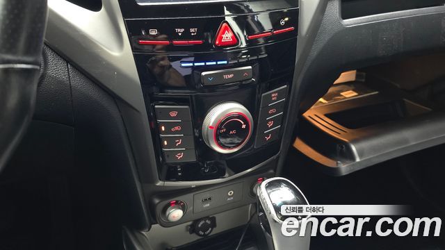 KG Mobility (SsangYong) Tivoli Diesel VX 2WD 2016 — фото 19
