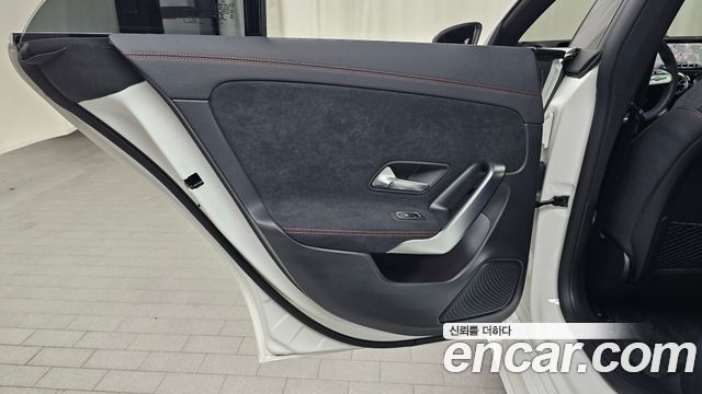 Mercedes-Benz CLA-Class (C118) CLA250 4MATIC 2023 — фото 25