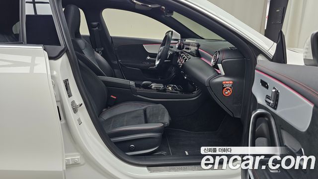 Mercedes-Benz CLA-Class (C118) CLA250 4MATIC 2023 — фото 26