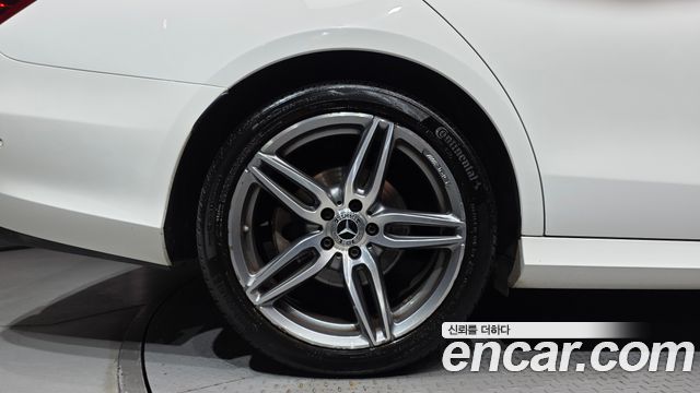 Mercedes-Benz E-Class (W213) E300 AMG Line 2019 — фото 5