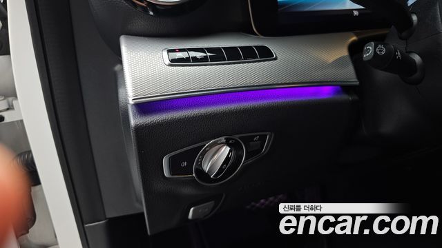 Mercedes-Benz E-Class (W213) E300 AMG Line 2019 — фото 23