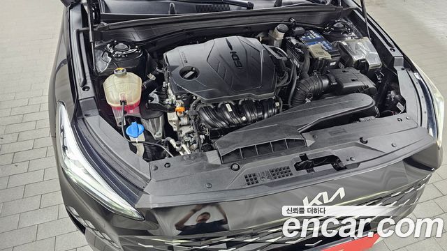 Kia K8 2.5 Gasoline 2WD Noblesse Light 2022 — фото 6