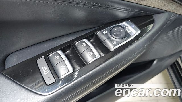 Kia K8 2.5 Gasoline 2WD Noblesse Light 2022 — фото 20