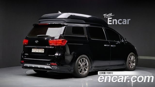 Kia Carnival 9-seater Limousine(Special vehicle) 2019 — фото 2