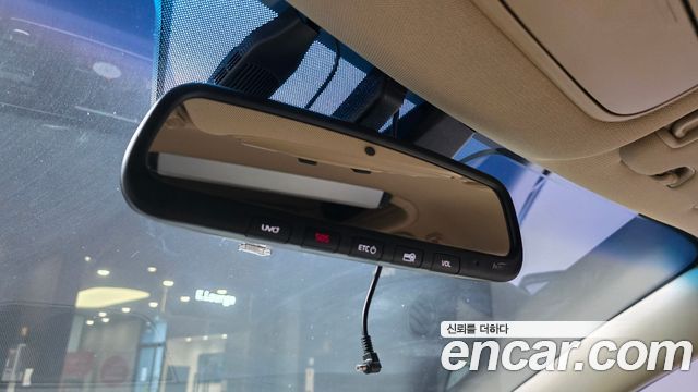 Kia Carnival 9-seater Limousine(Special vehicle) 2019 — фото 29