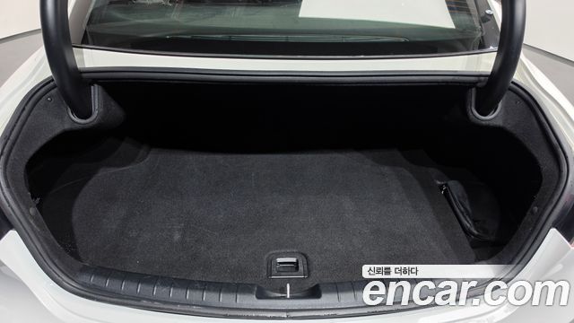 Hyundai Grandeur (IG) 3.0 LPi Rent Car Premium 2020 — фото 19