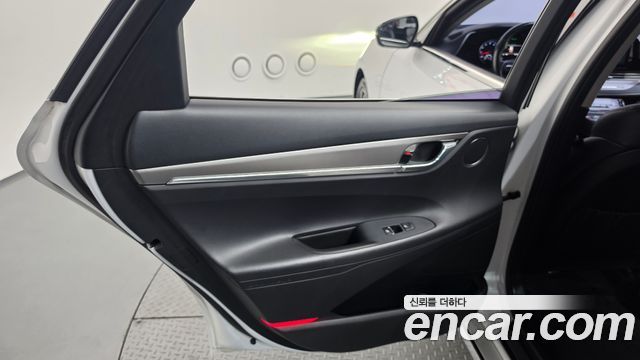 Hyundai Grandeur (IG) 3.0 LPi Rent Car Premium 2020 — фото 25