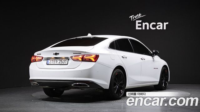 Chevrolet Malibu 2.0 Turbo Redline 2022 — фото 2